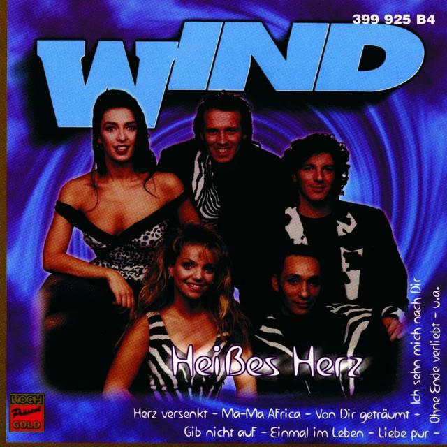 Album cover art for Heißes Herz