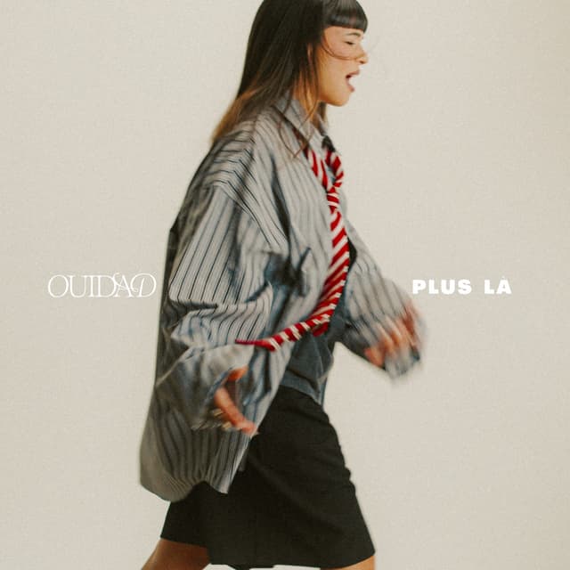 Album cover art for PLUS LÀ - Single