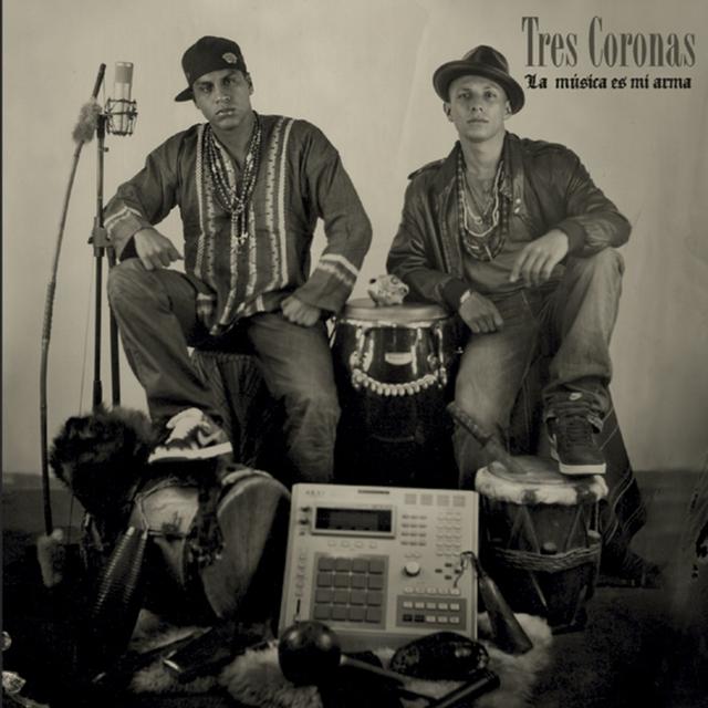 Album cover art for La Musica Es Mi Arma