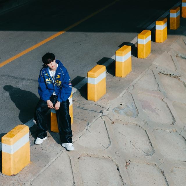 Album cover art for Cool & Hot