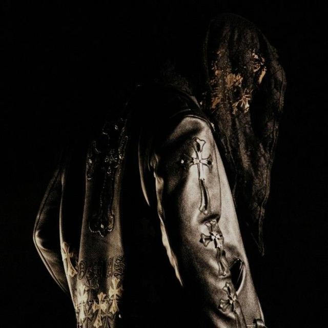 Album cover art for YOUNG MORVARID