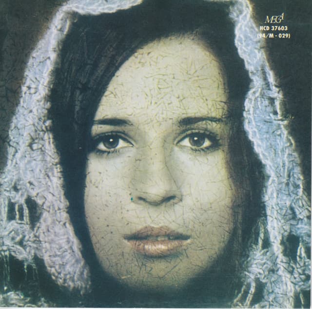 Album cover art for Élünk És Meghalunk