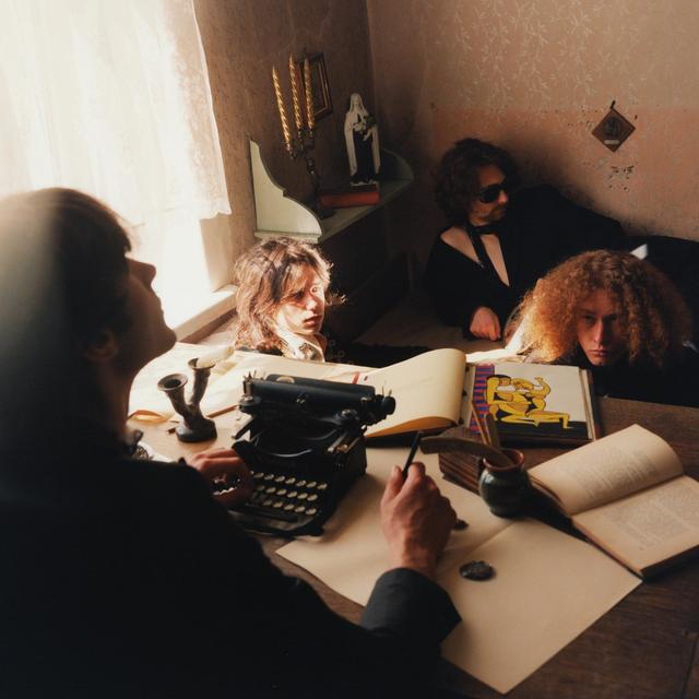 Album cover art for Hej, Aloszka