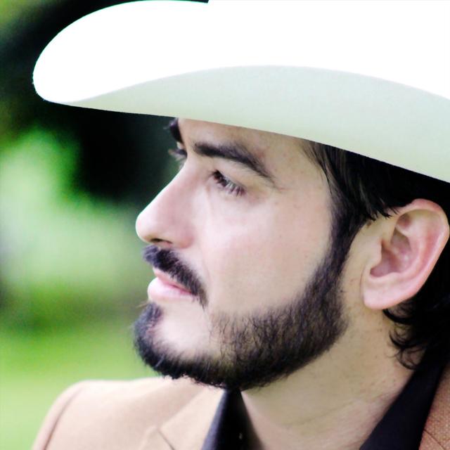 Album cover art for CORAZON DE ORO