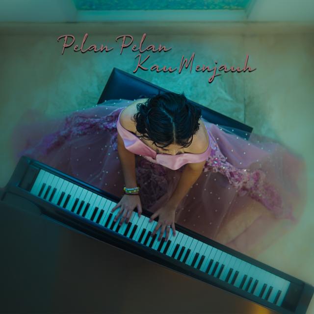 Album cover art for Pelan Pelan Kau Menjauh