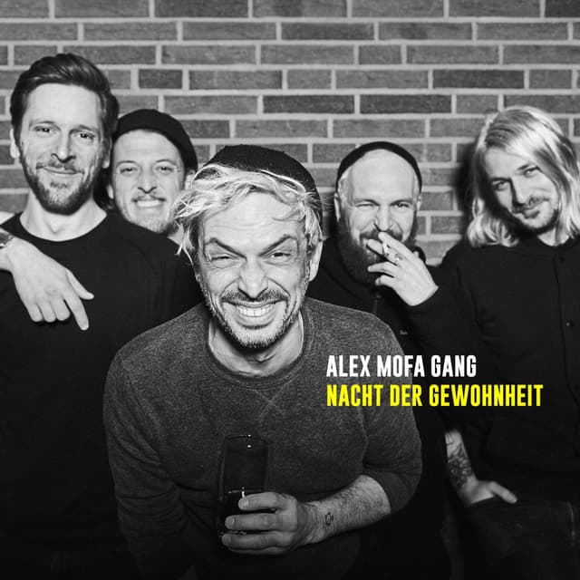 Album cover art for Nacht der Gewohnheit