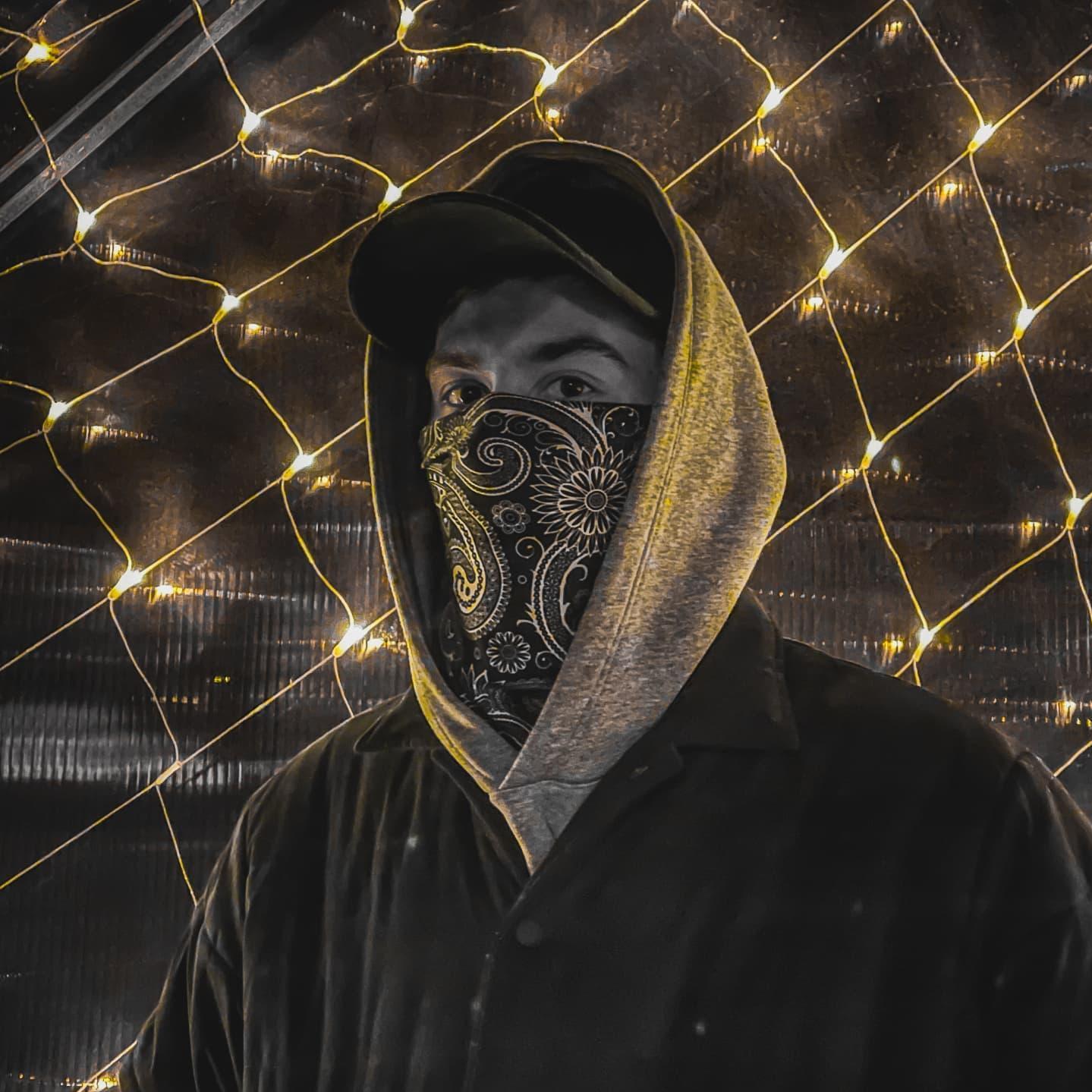 Dynamic cover art