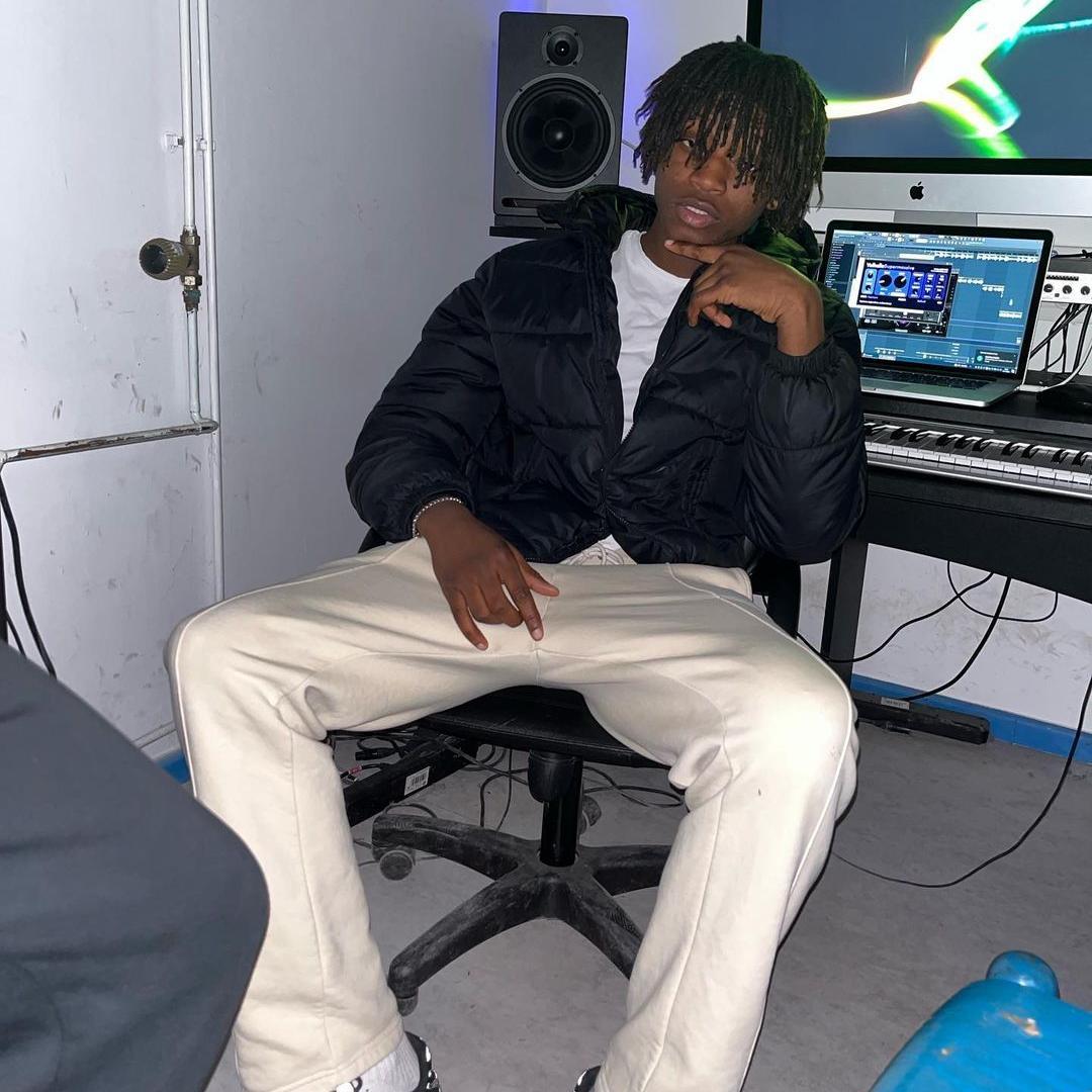 Dynamic cover art