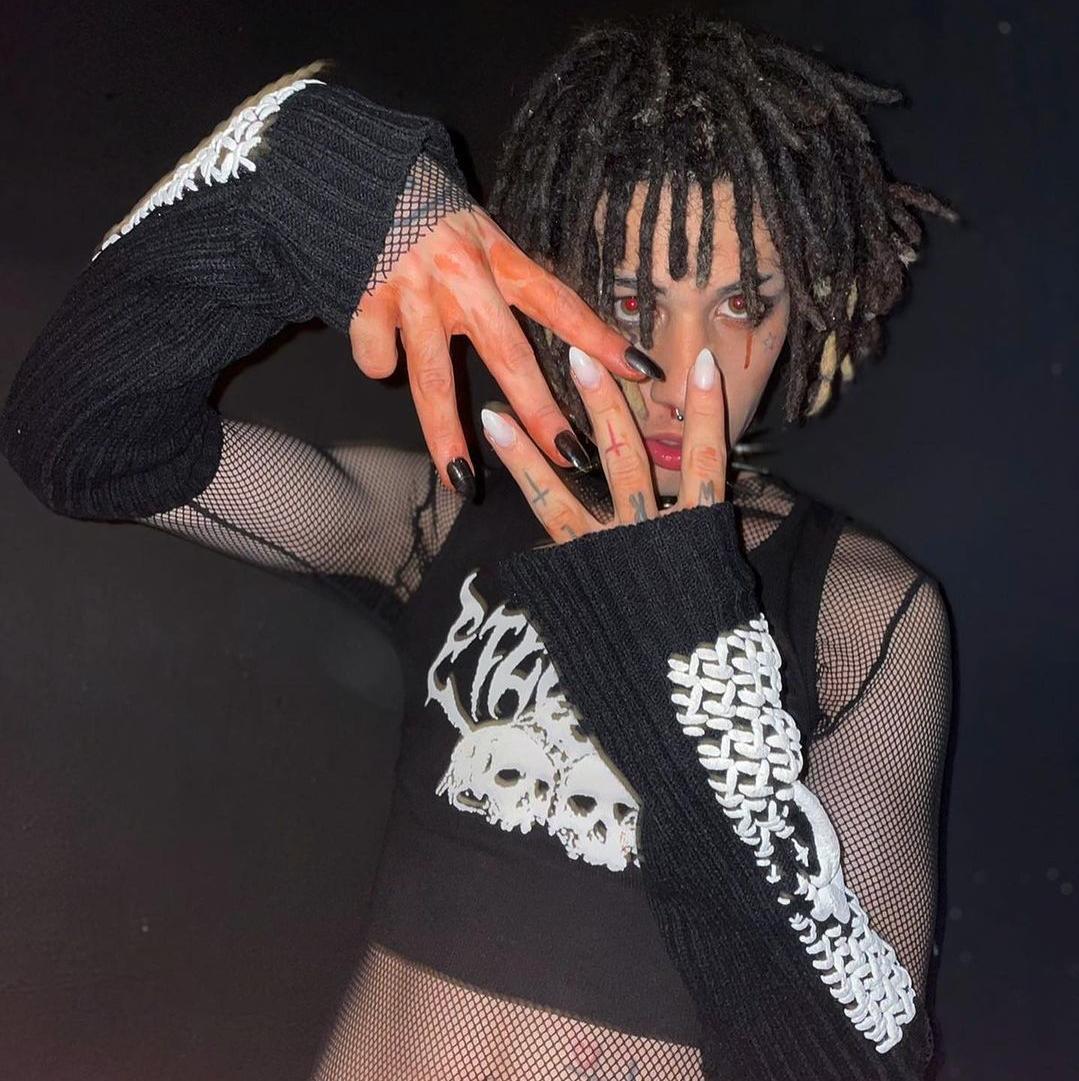 Dynamic cover art