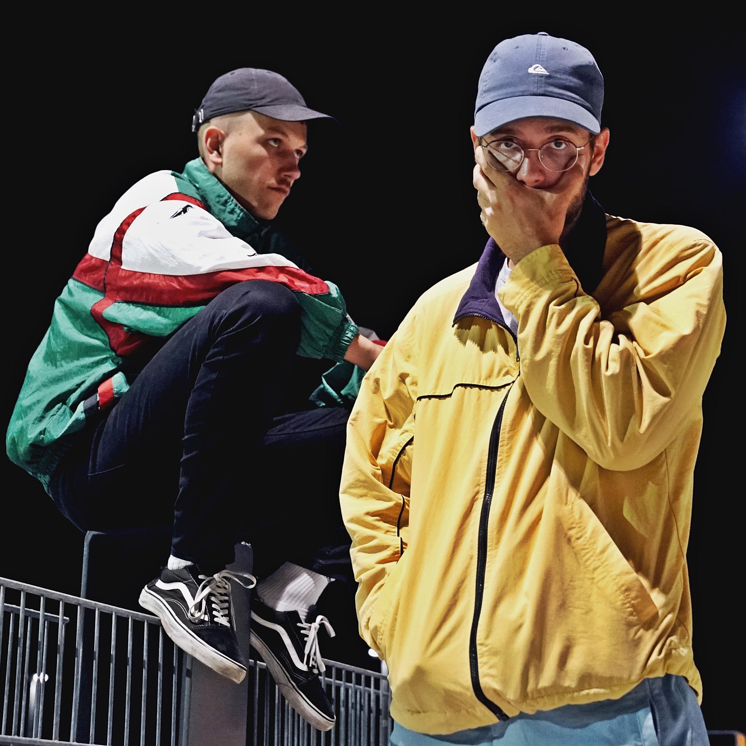 Dynamic cover art