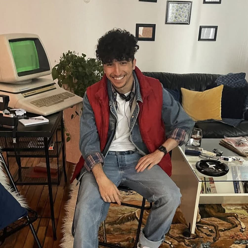 Dynamic cover art