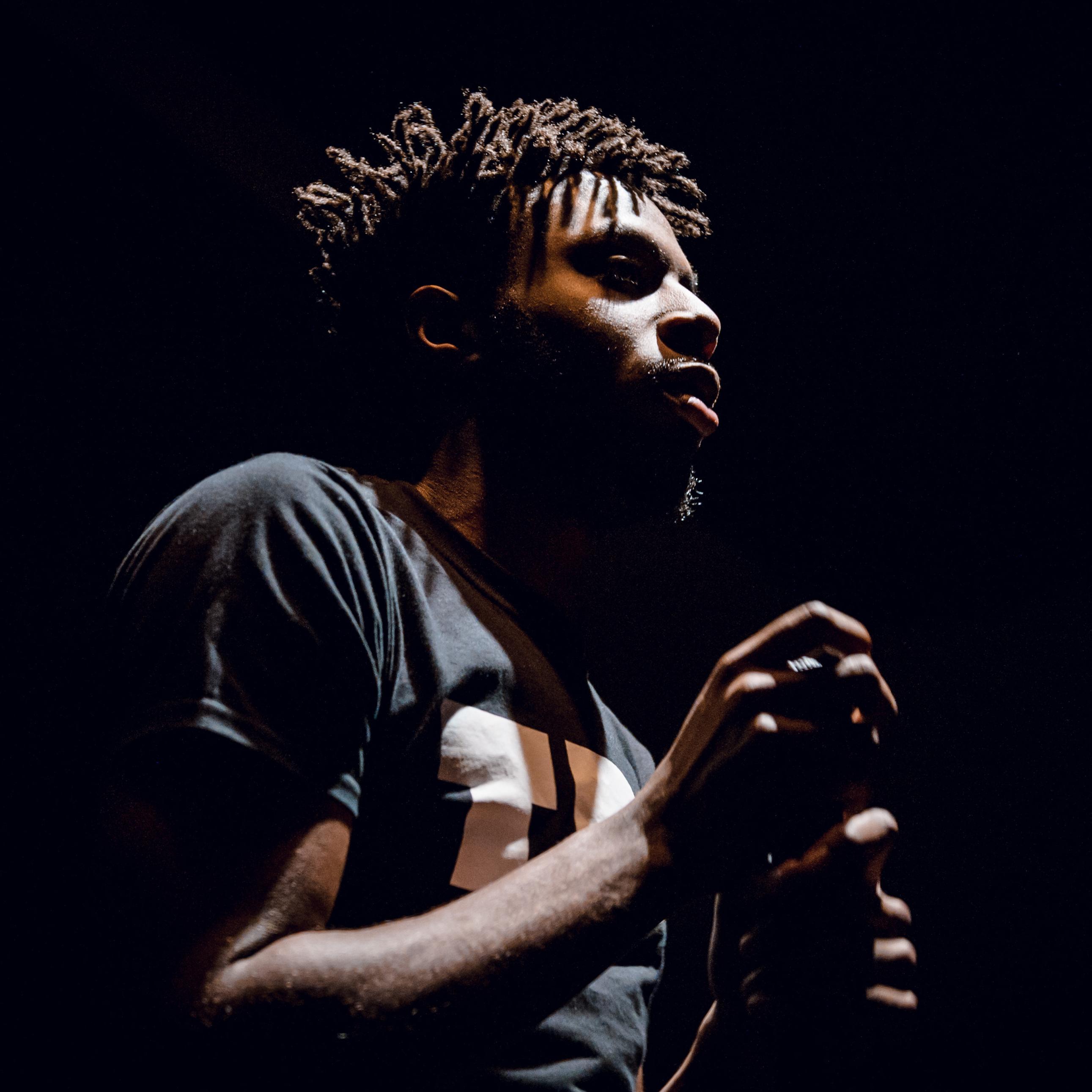 Dynamic cover art