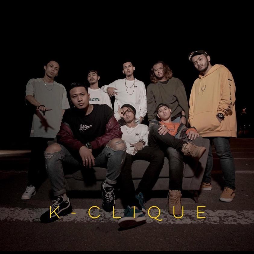Dynamic cover art