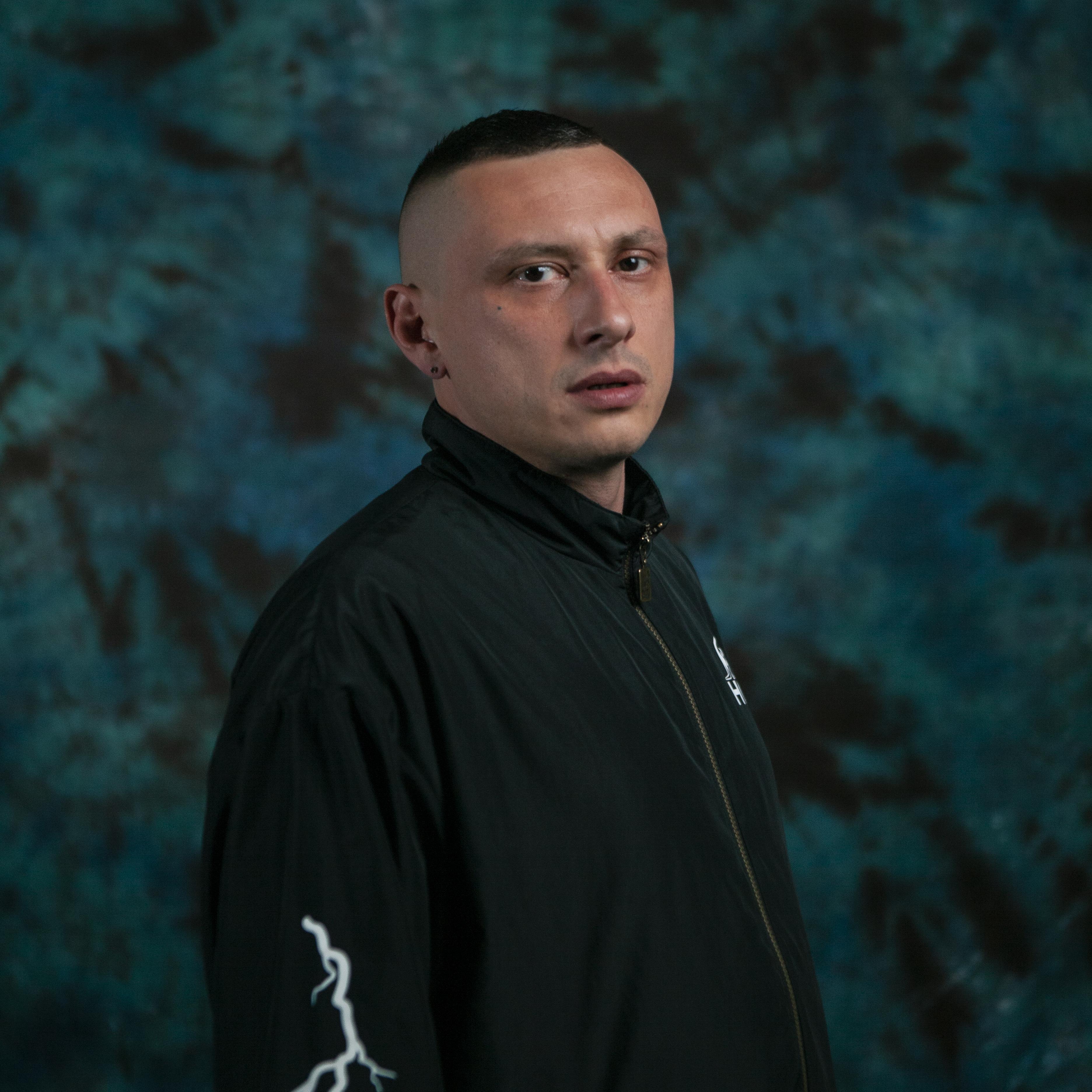 Artist chip image