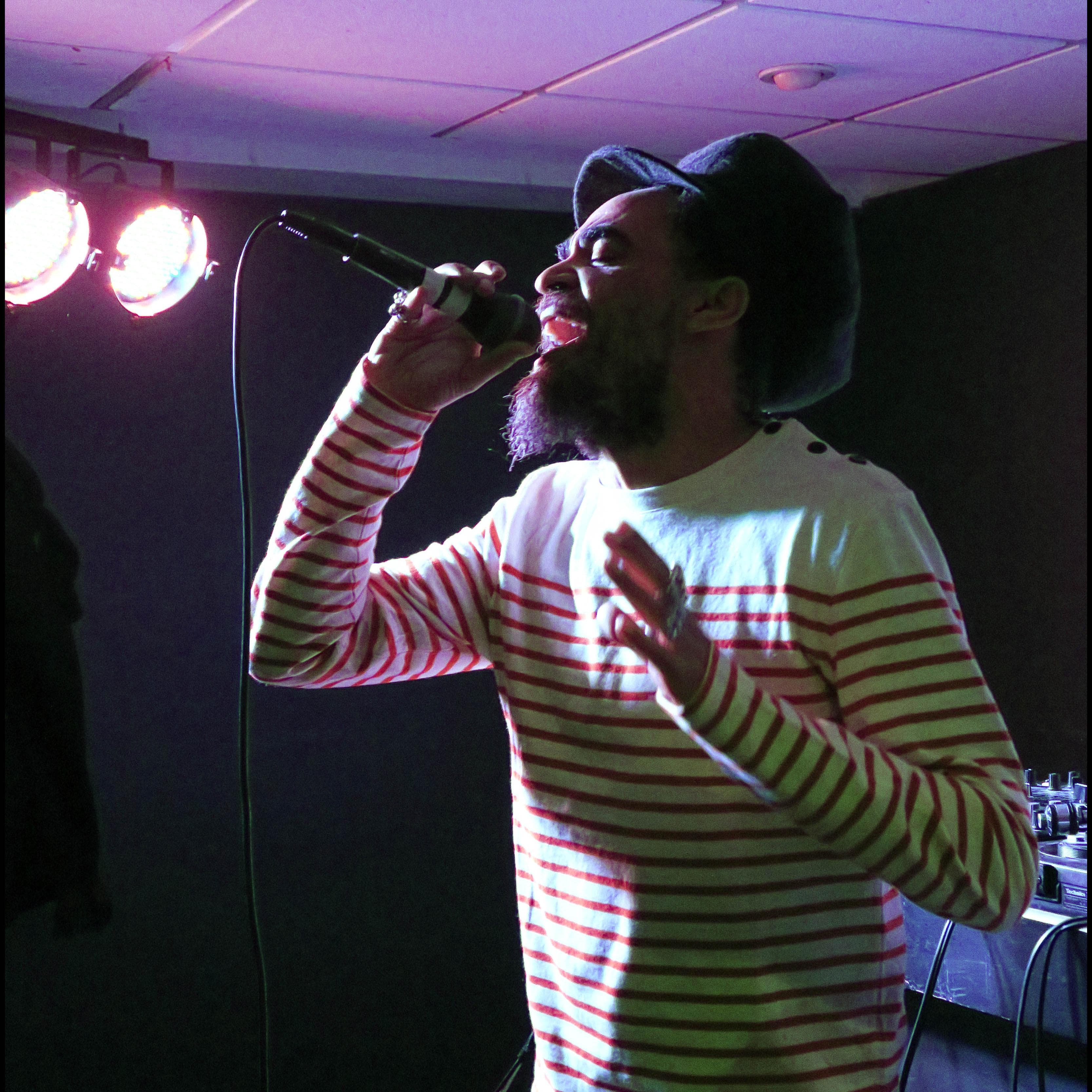 Dynamic cover art