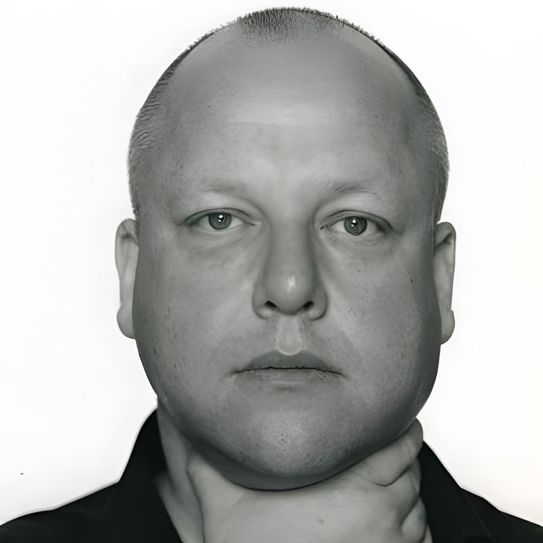Artist chip image