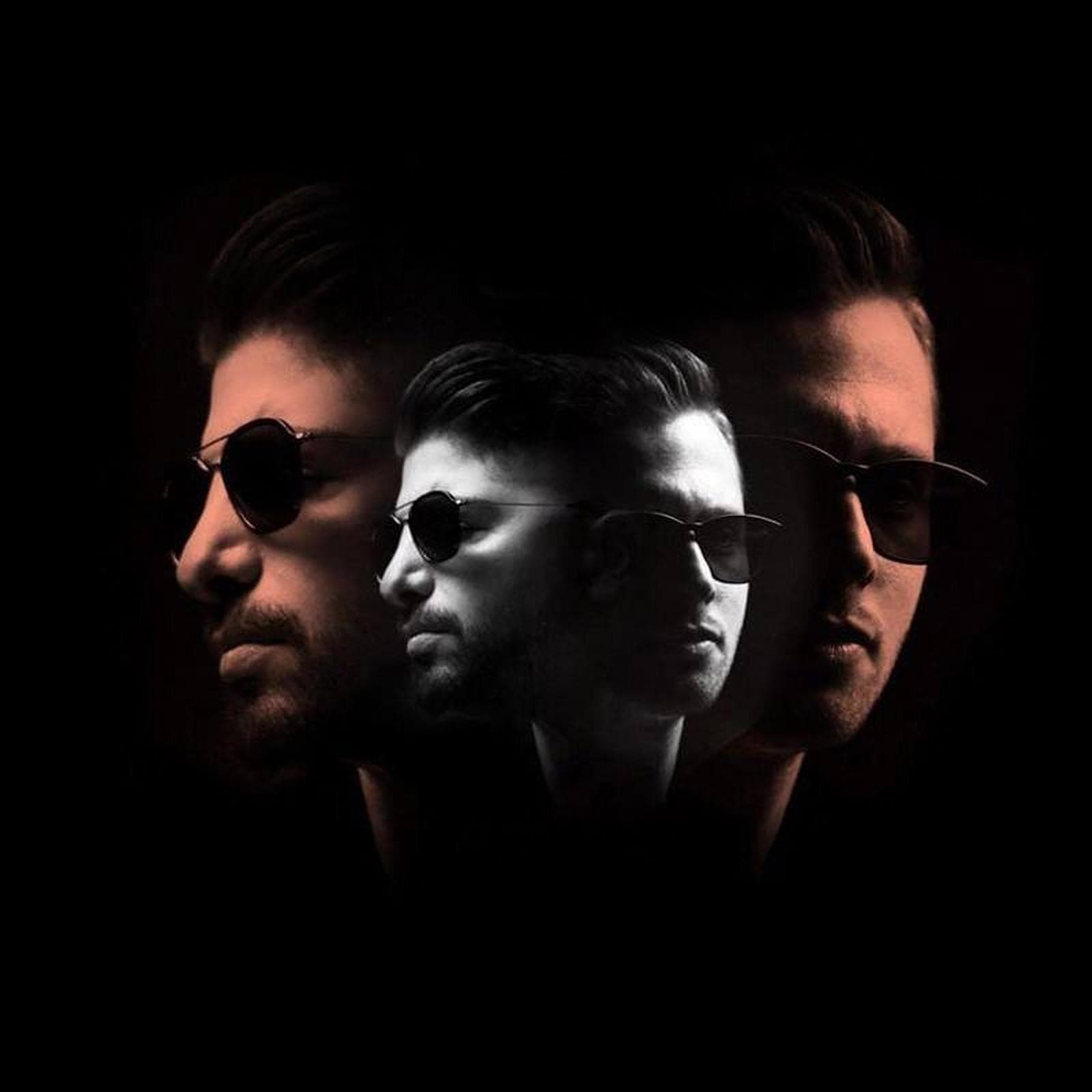 Dynamic cover art