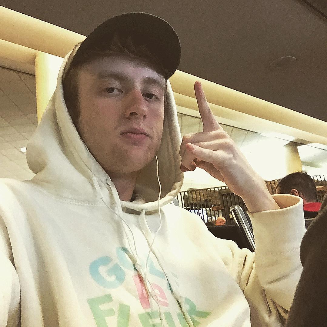 Dynamic cover art