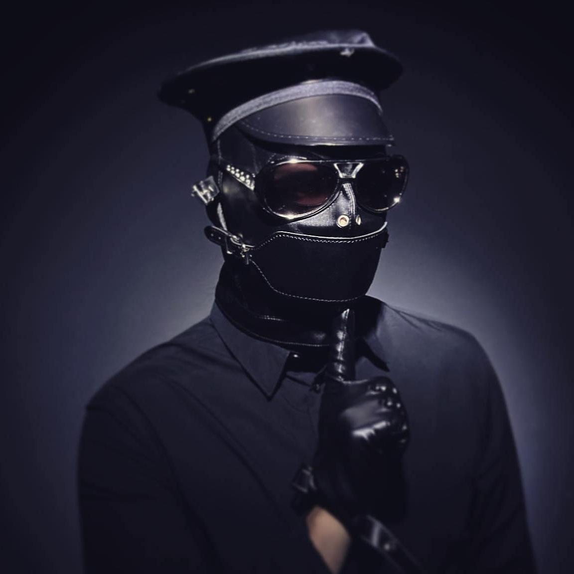 Dynamic cover art