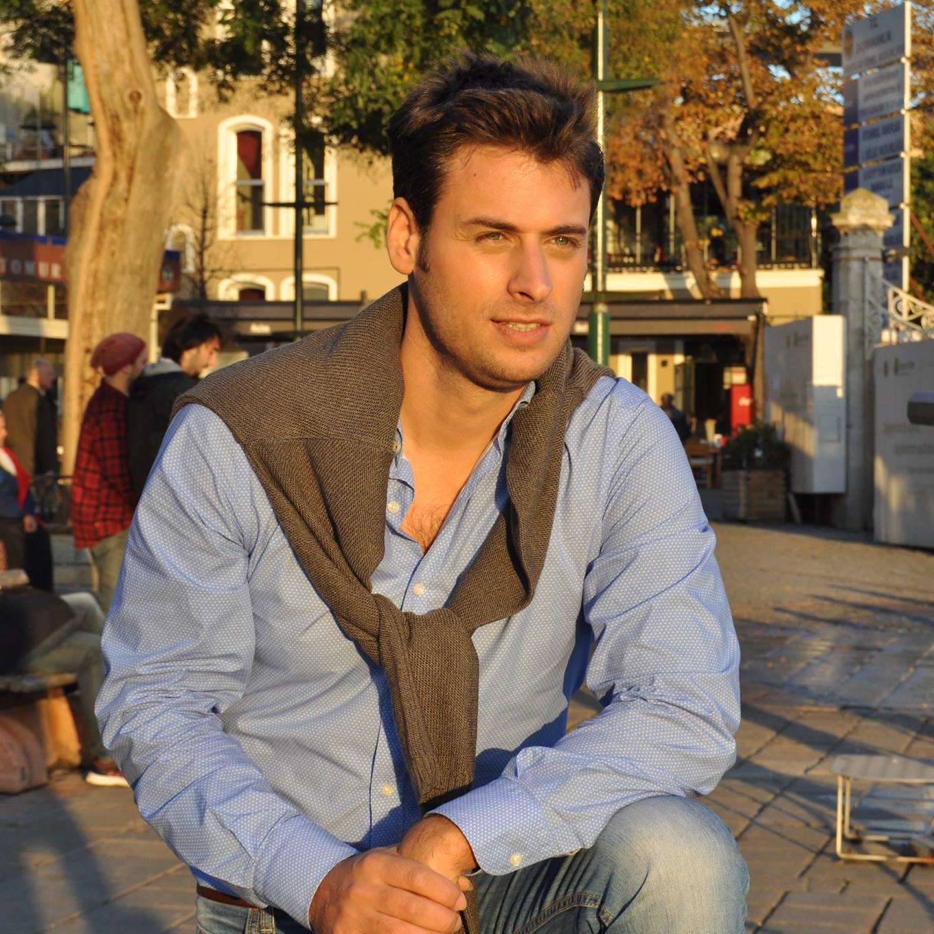 Artist chip image