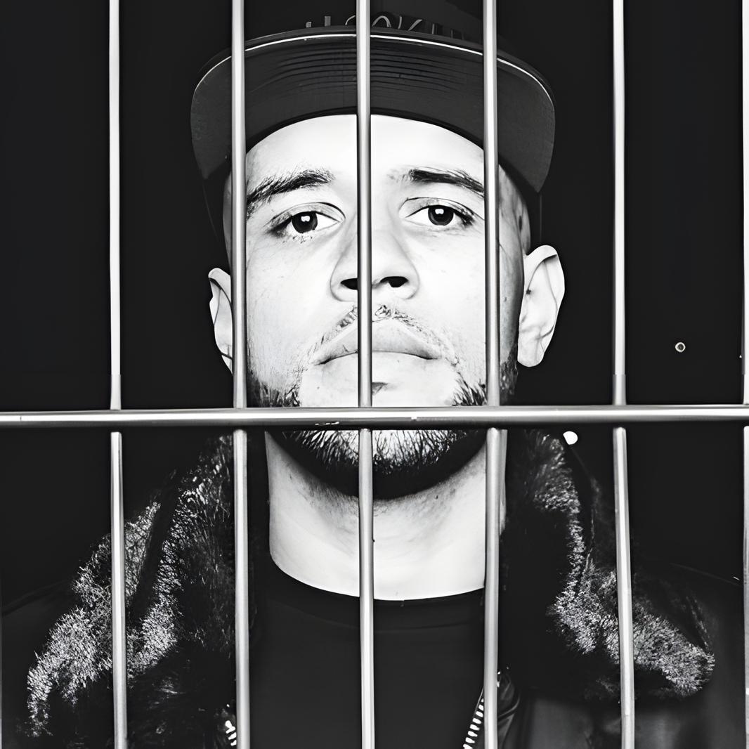 Dynamic cover art