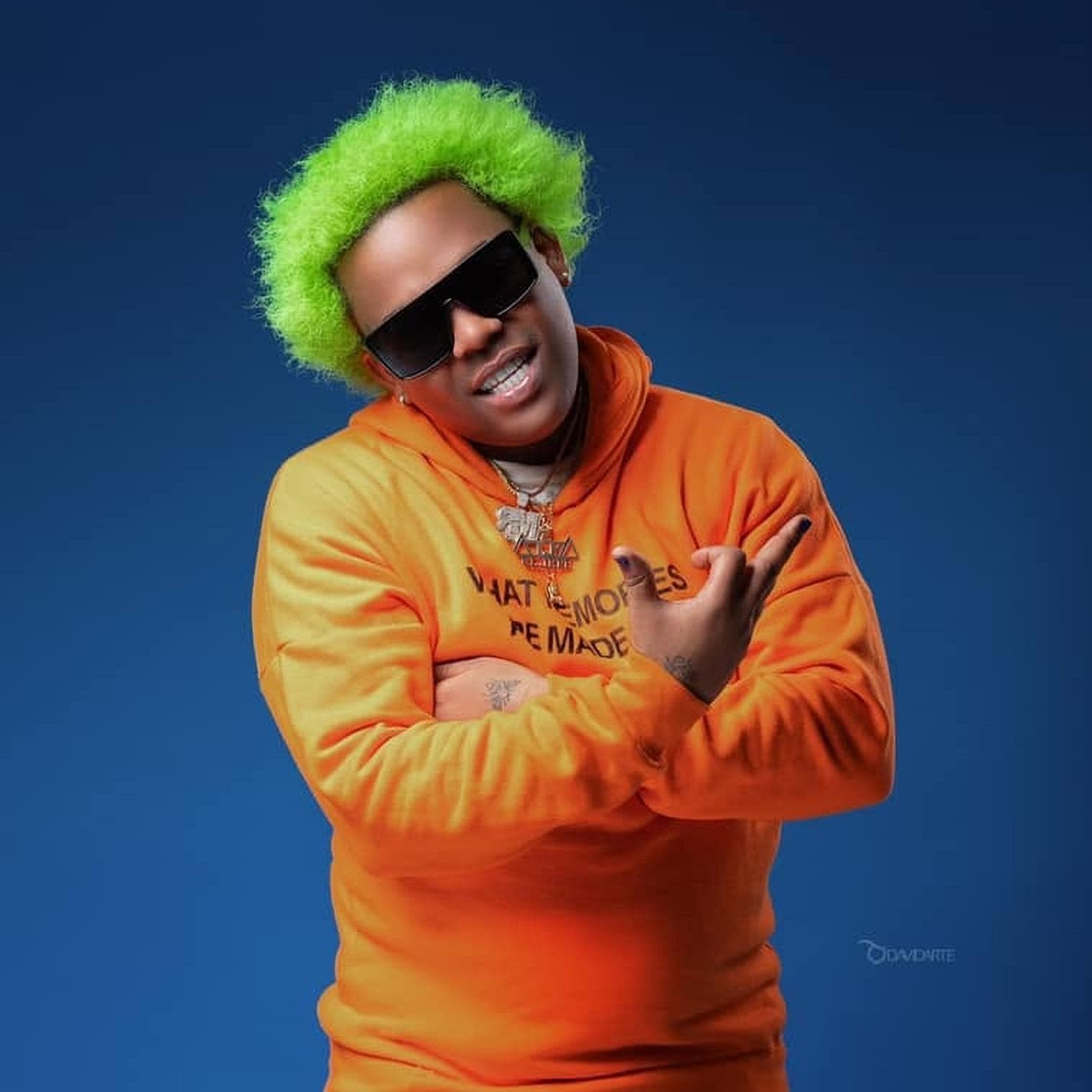 Dynamic cover art