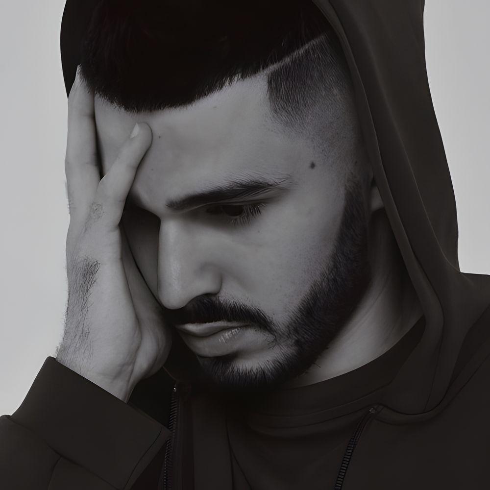 Dynamic cover art