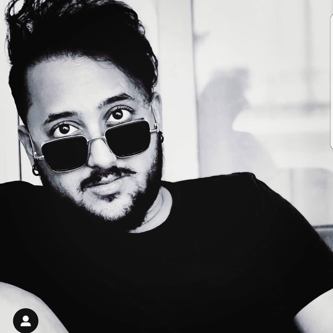 Artist chip image