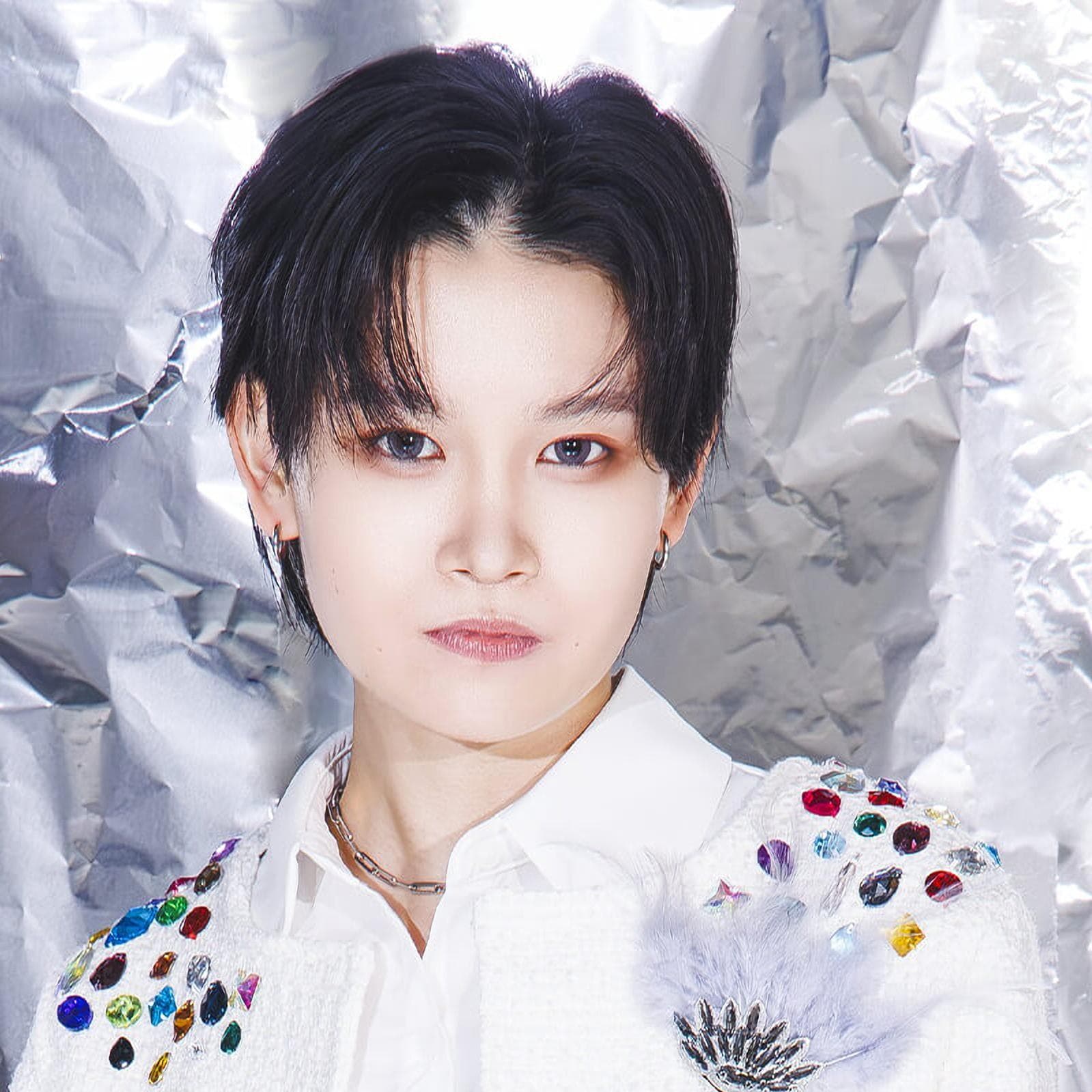 Dynamic cover art