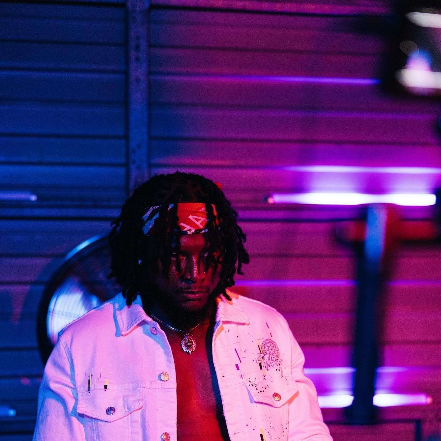 Dynamic cover art