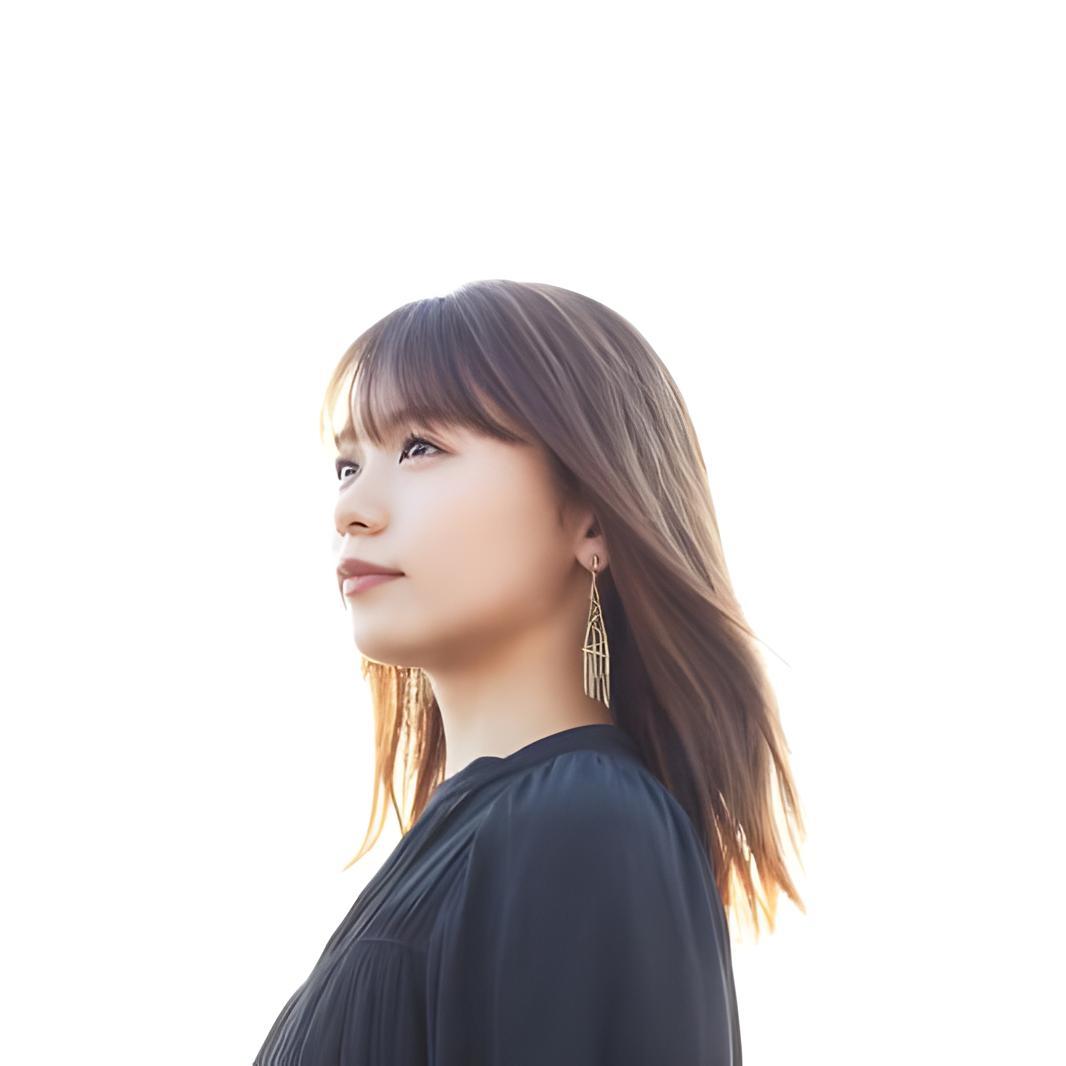 足立佳奈 (Kana Adachi)