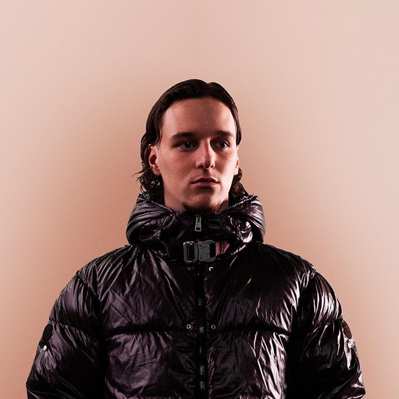Dynamic cover art