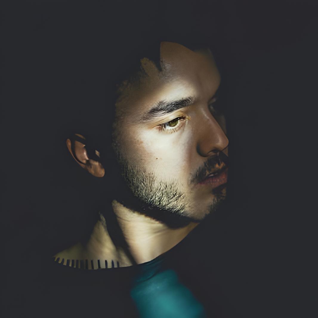 Dynamic cover art