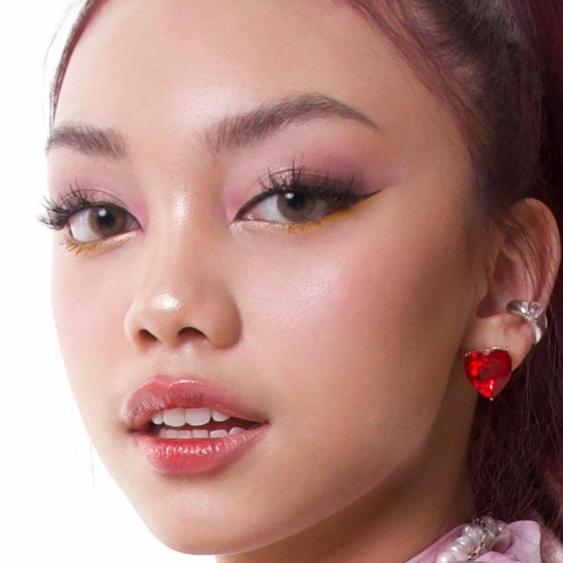 Naura Ayu