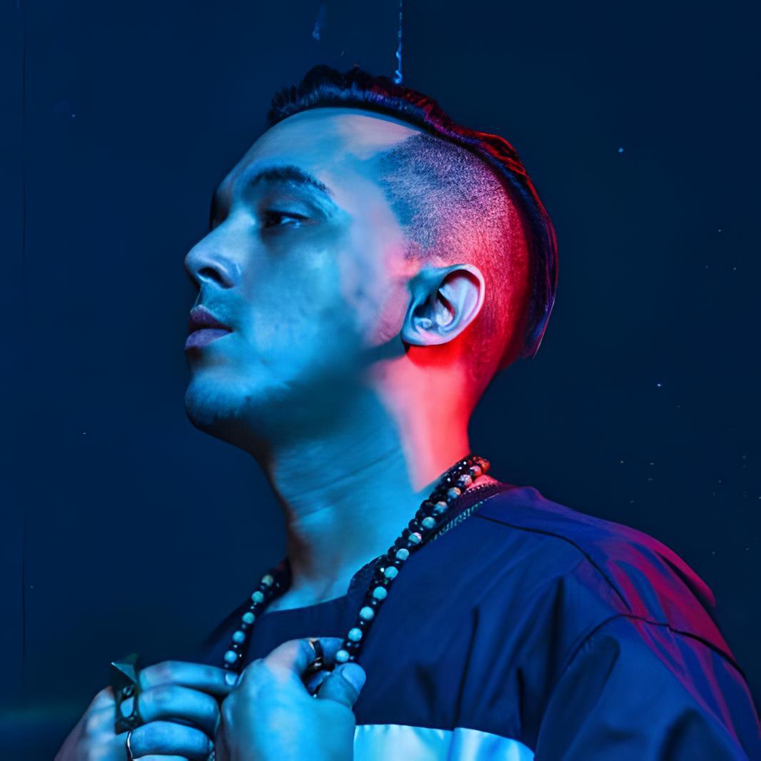Dynamic cover art