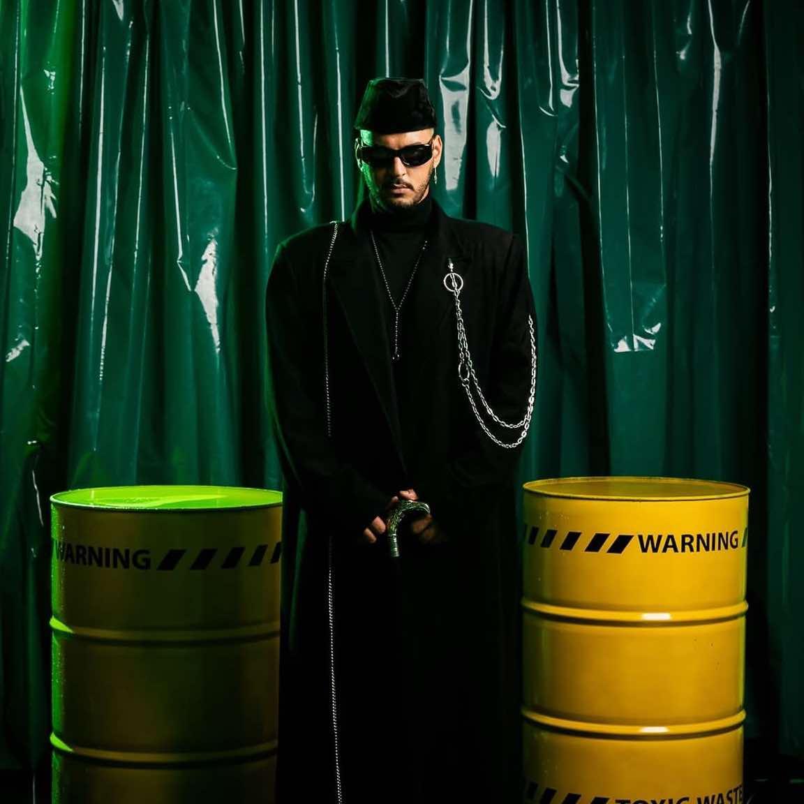 Dynamic cover art