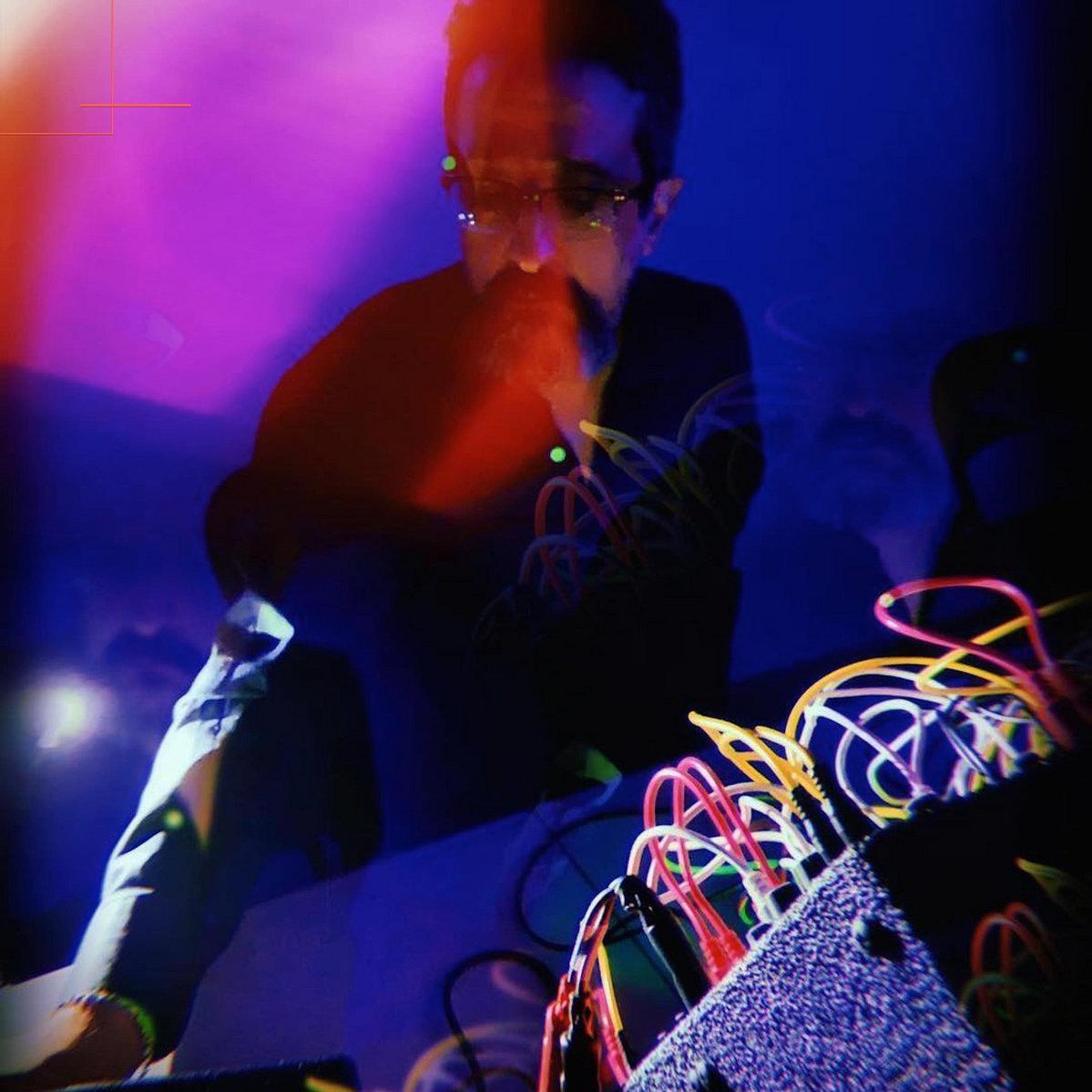 Dynamic cover art