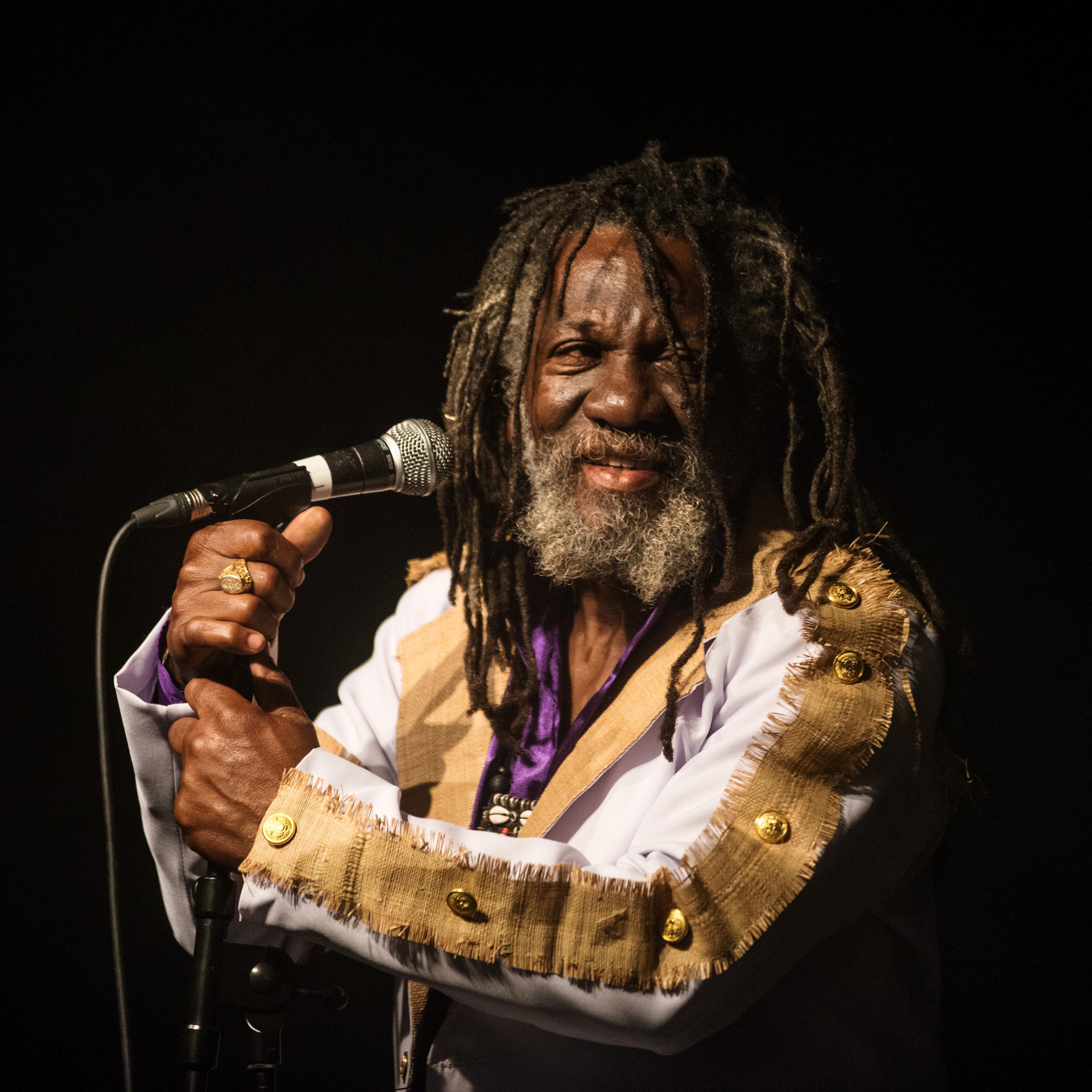 Winston McAnuff