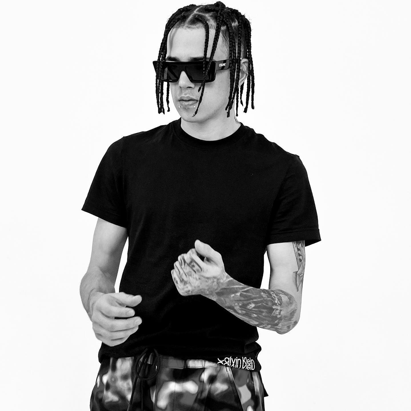 Artist chip image