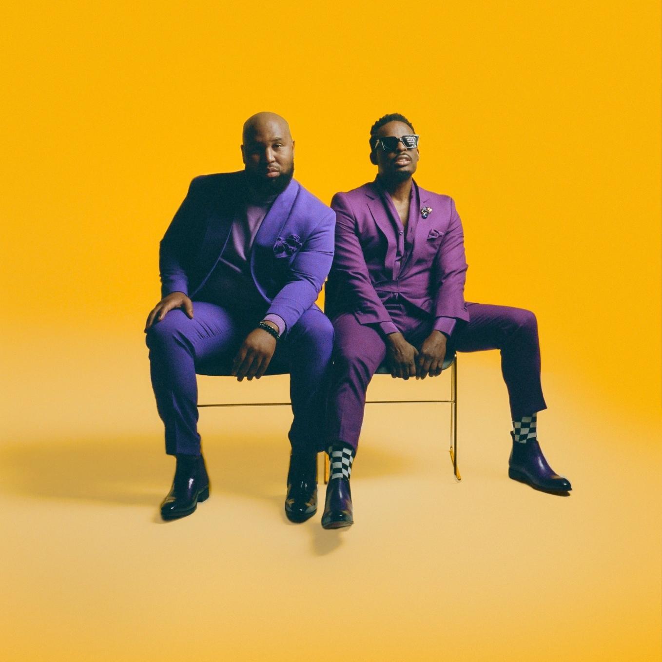 Dynamic cover art