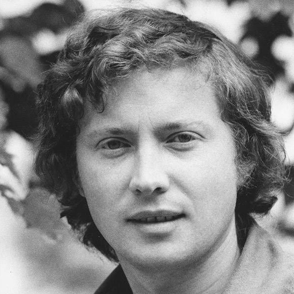 Dynamic cover art