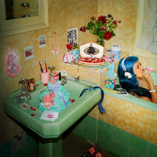 Album cover art for LOOKING FOR PEOPLE TO UNFOLLOW